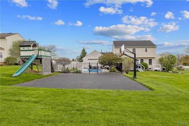 4796 Fawn Hill, Onondaga, NY 13215