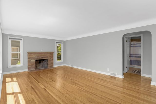 141 Stanley Street, West Saint Paul, MN 55118