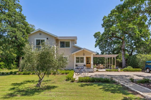 110 Viola Way, Angwin, CA 94508