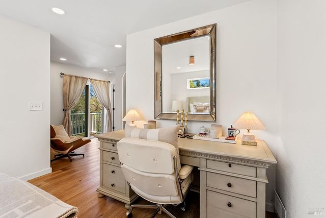 110 Viola Way, Angwin, CA 94508