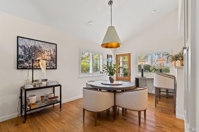 110 Viola Way, Angwin, CA 94508