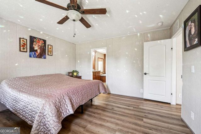 2496 Venture Drive, Gainesville, GA 30506