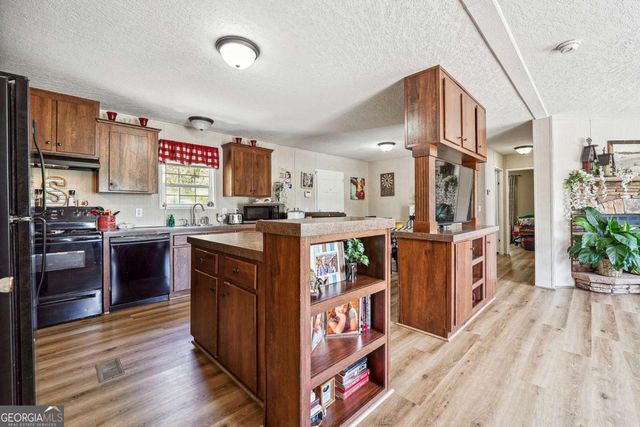 2496 Venture Drive, Gainesville, GA 30506