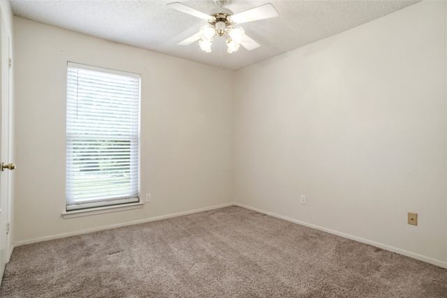 400 Woodlake Circle, Azle, TX 76020