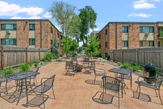 2530 1st Ave S 101, Minneapolis, MN 55404