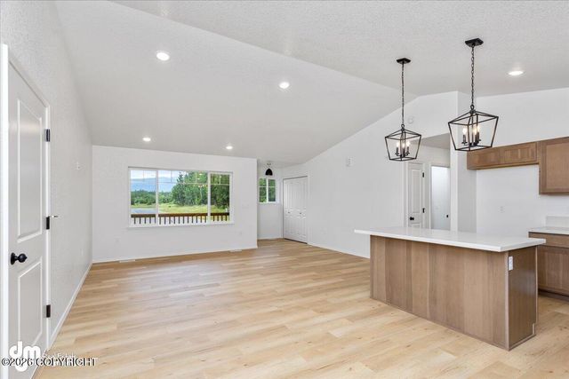 7651 E Obsidian, Wasilla, AK 99654