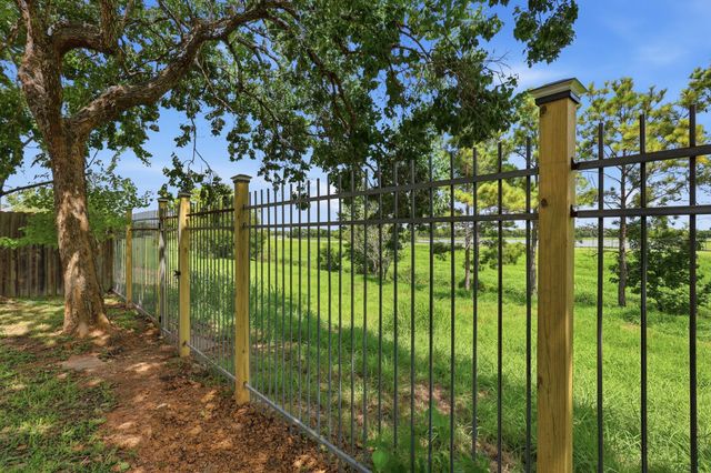 12343 Shadowvista Drive, Houston, TX 77082