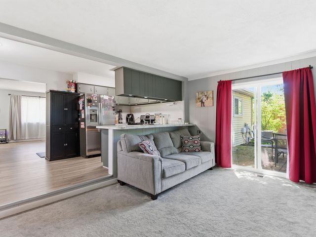 38212 N Rickham Court, Westland, MI 48186