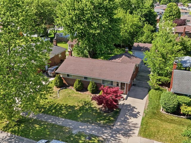 38212 N Rickham Court, Westland, MI 48186