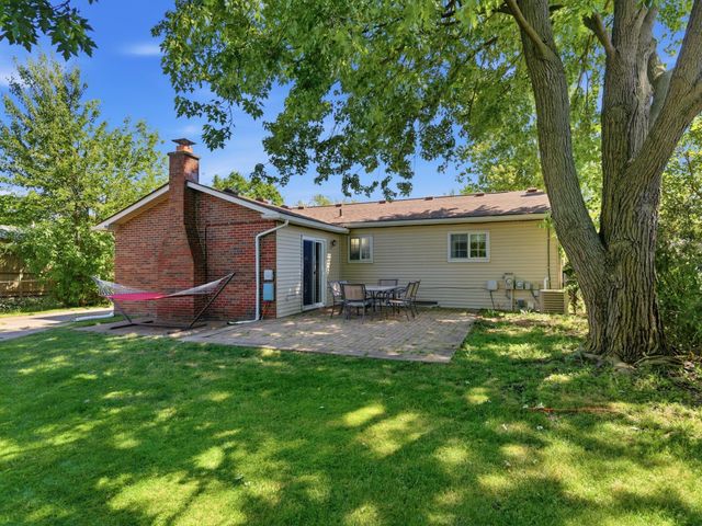 38212 N Rickham Court, Westland, MI 48186