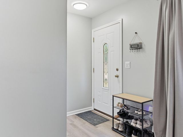38212 N Rickham Court, Westland, MI 48186