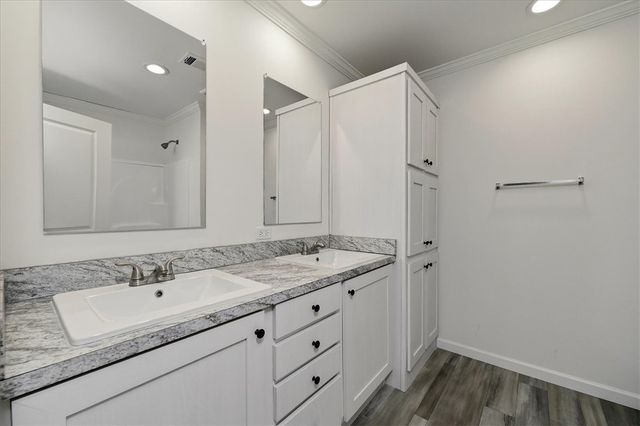 295 N Davis Drive, Fair Play, SC 29643