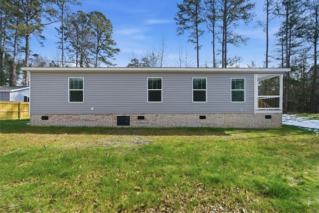 295 N Davis Drive, Fair Play, SC 29643