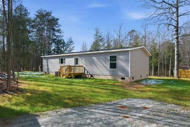 295 N Davis Drive, Fair Play, SC 29643