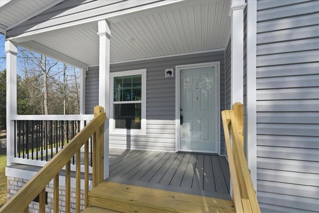 295 N Davis Drive, Fair Play, SC 29643