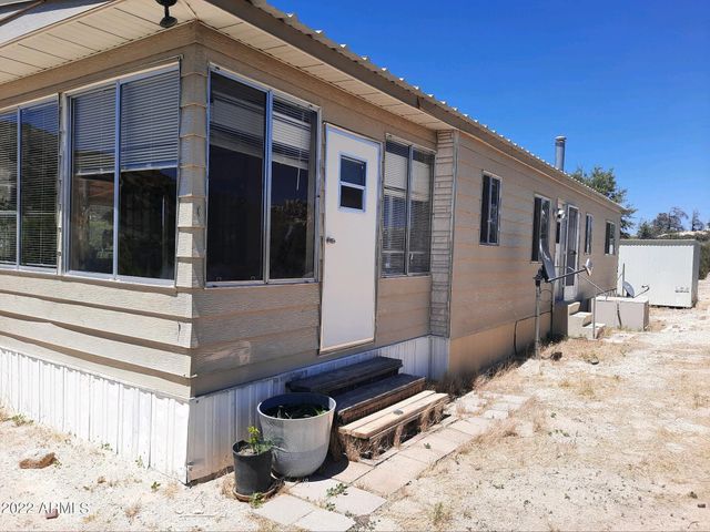 52116 N HUTTON PEAK Road, Miami, AZ 85539