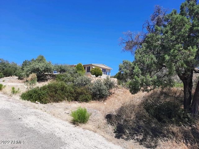 52116 N HUTTON PEAK Road, Miami, AZ 85539