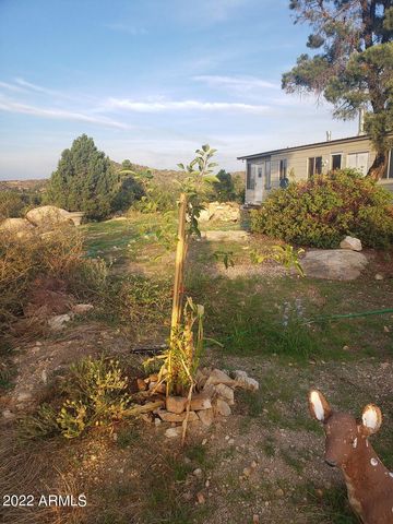 52116 N HUTTON PEAK Road, Miami, AZ 85539