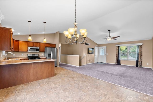 117 Timber Ridge Drive, Carlisle, OH 45005