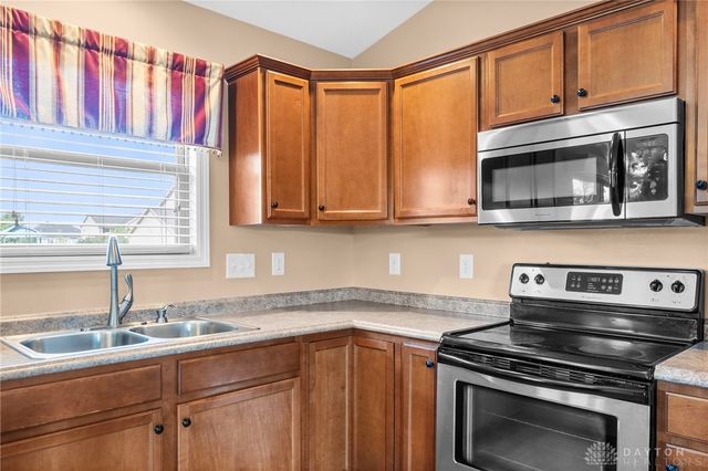 117 Timber Ridge Drive, Carlisle, OH 45005