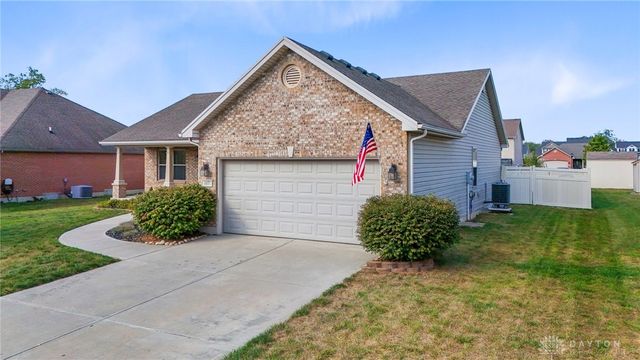 117 Timber Ridge Drive, Carlisle, OH 45005