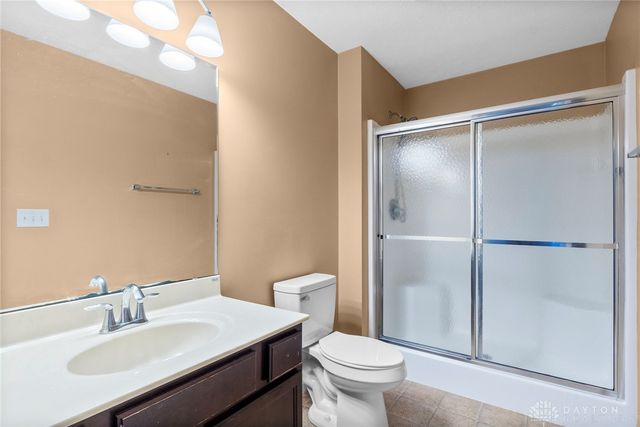 117 Timber Ridge Drive, Carlisle, OH 45005