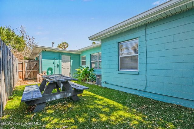 162 & 164 Woodland Avenue, Cocoa Beach, FL 32931