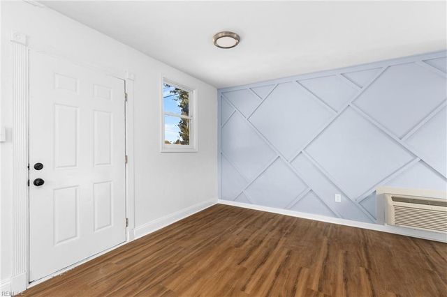 2850 Grandy AVE, Norfolk, VA 23509
