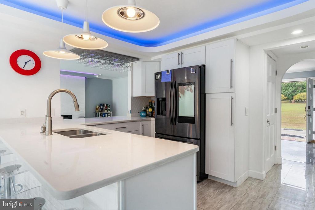 Image 19 of property listing at 19 TWIN SPRINGS DR, Fredericksburg, VA 22407