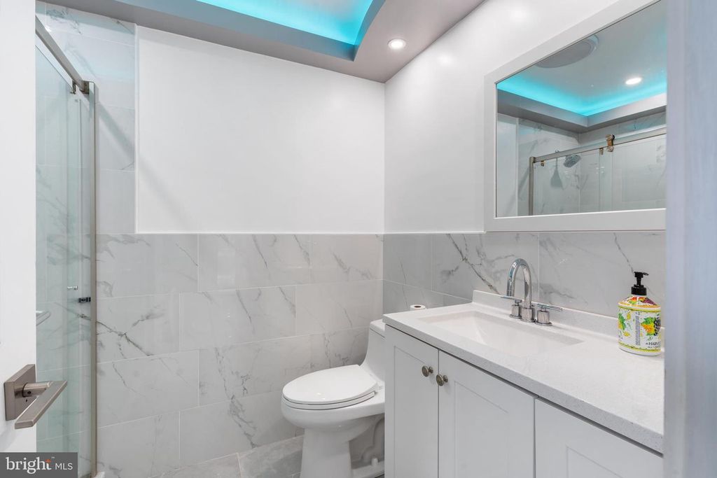 Image 30 of property listing at 19 TWIN SPRINGS DR, Fredericksburg, VA 22407