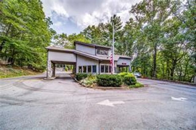 264 Fox Den Circle, Jasper, GA 30143