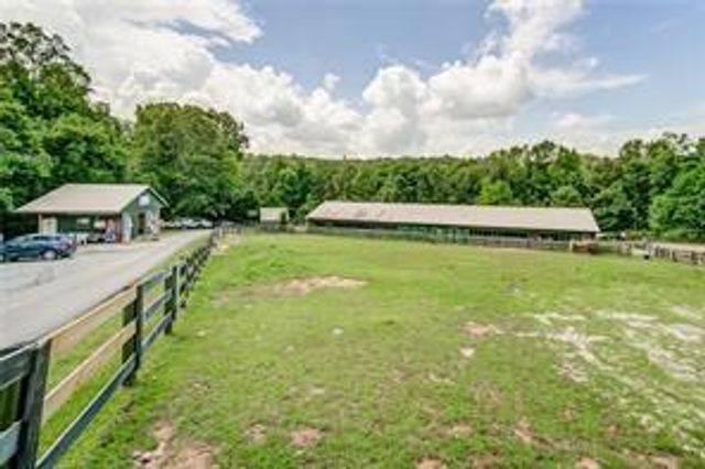 264 Fox Den Circle, Jasper, GA 30143