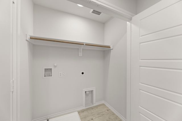 4511 Avion Drive, Sanger, TX 76266