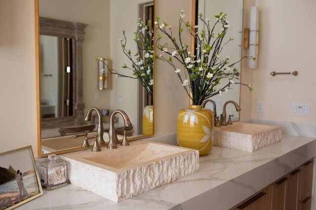 1316 Trails Way, Modesto, CA 95357