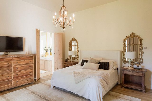 1316 Trails Way, Modesto, CA 95357