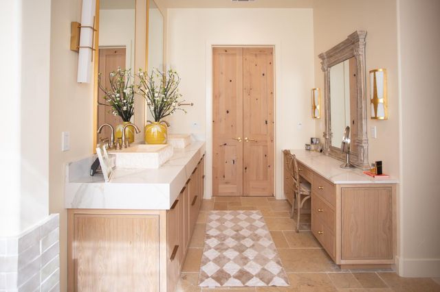 1316 Trails Way, Modesto, CA 95357