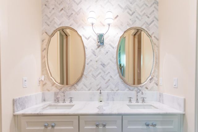 1316 Trails Way, Modesto, CA 95357