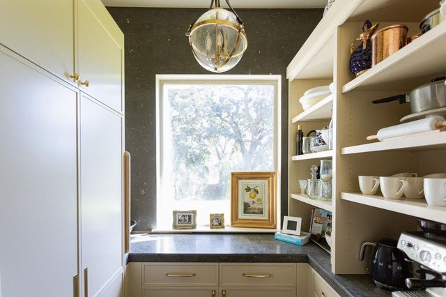 1316 Trails Way, Modesto, CA 95357