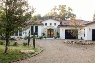 1316 Trails Way, Modesto, CA 95357