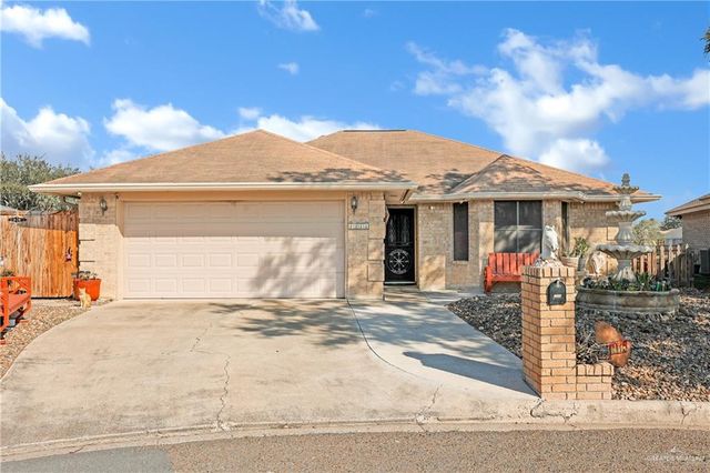 1915 Lake Point Drive, Mission, TX 78572