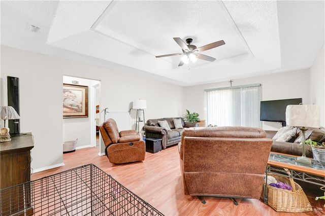 1915 Lake Point Drive, Mission, TX 78572