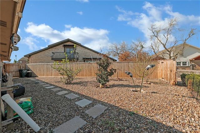 1915 Lake Point Drive, Mission, TX 78572