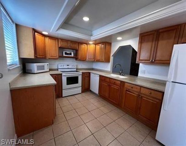 4803 Triton CT W # 6, Cape Coral, FL 33904