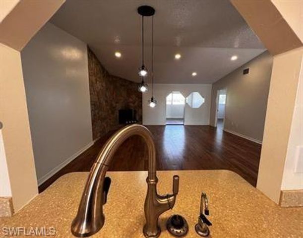 4803 Triton CT W # 6, Cape Coral, FL 33904