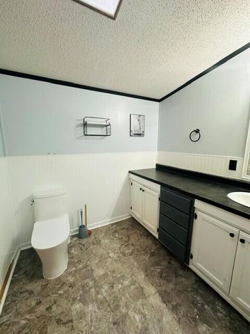 411 Woodview Drive, Montcalm Twp, MI 48838