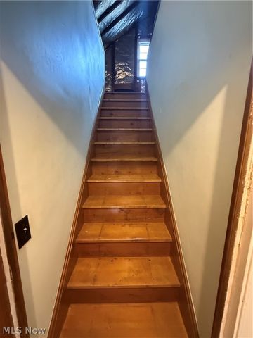 4588 W 227th Street, Fairview Park, OH 44126
