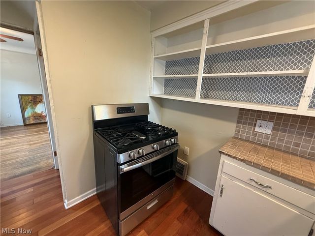 4588 W 227th Street, Fairview Park, OH 44126