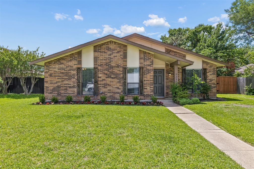 3109 Fairgate Drive, Carrollton, TX 75007
