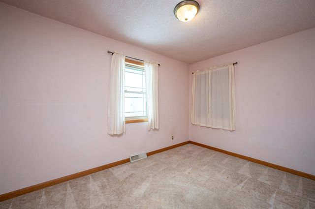 1776 Enid Street, Evansdale, IA 50707