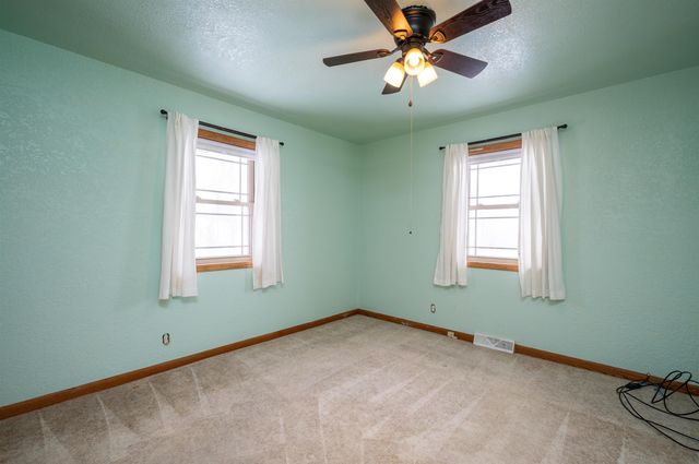 1776 Enid Street, Evansdale, IA 50707